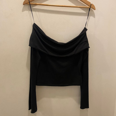 Untouchable off shoulder straple xs negro - Kkk026